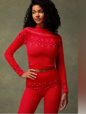 Fabletics Red Nordic Seamless Thermal Set
